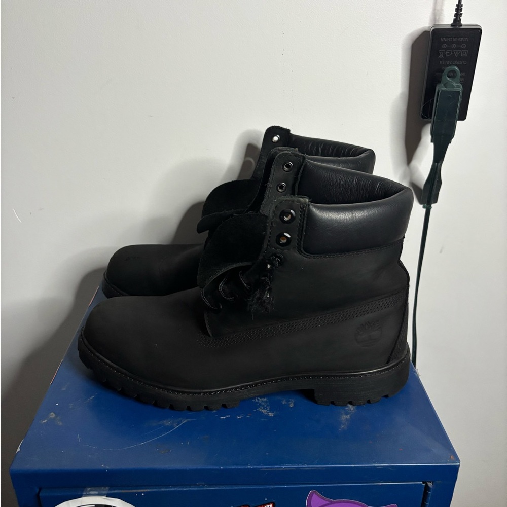Black timberland